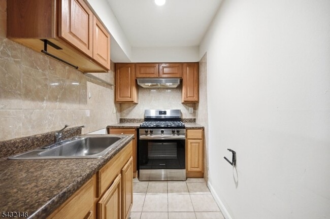 Photo - 89 Ferry St Unit 2