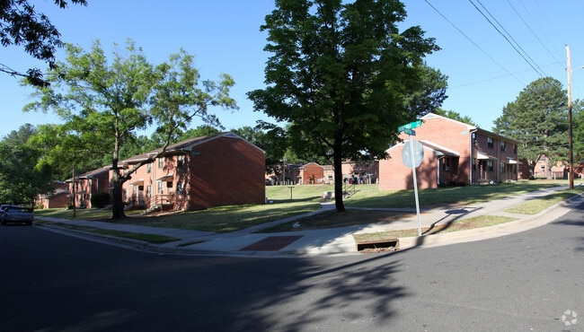 Photo - McDougald Terrace Apartments