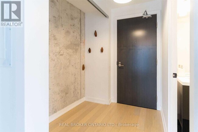 Photo - 11 Charlotte St Unit 2107