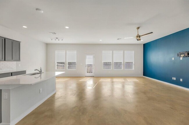 Photo - 15101 Casbah Dr Unit 37