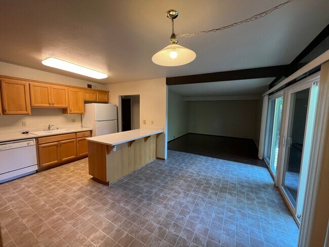 Photo - 3/2 House down the street from UCD!