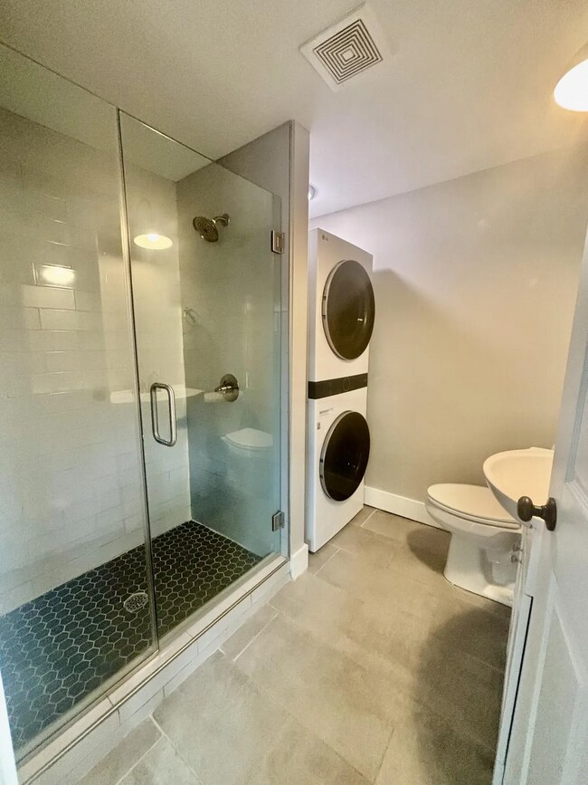 Photo - 605 Taylor Ave Unit 1