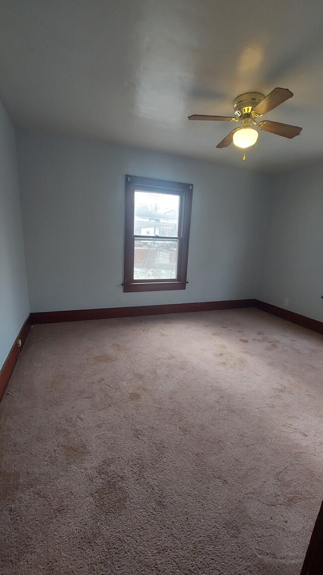 Photo - 1030 Bond St