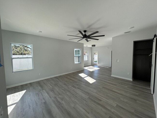 Photo - 2022 Trimble Rd Unit A