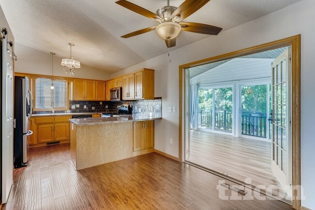 Photo - 15250 Sodium St NW