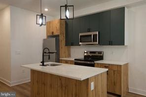 Building Photo - 1224 W Silver St Unit 1