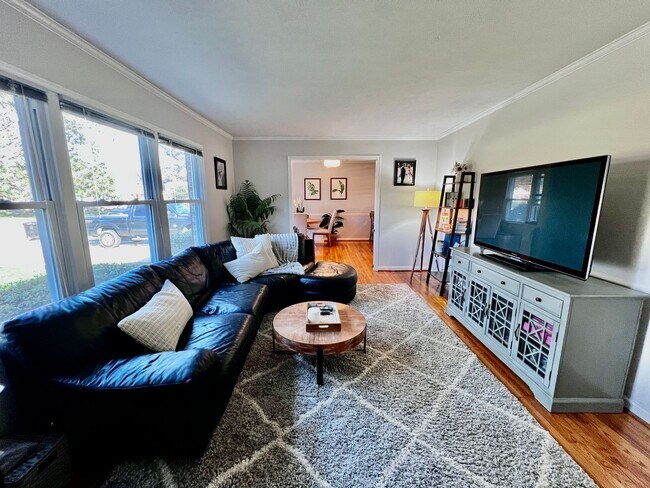 Photo - Beautiful All-Brick Ranch in the Heart of ...