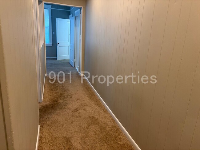 167 N Willett St Unit 1