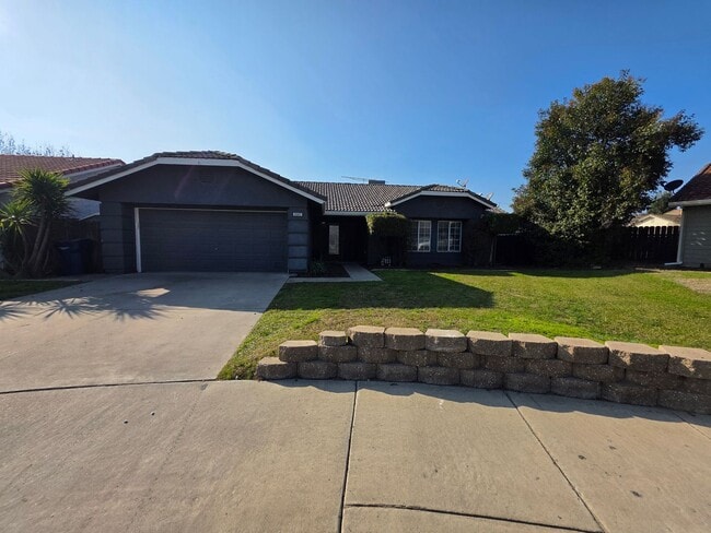 Photo - 3-bedroom single story in Turlock!