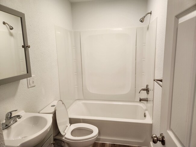 Photo - Levens St Duplex