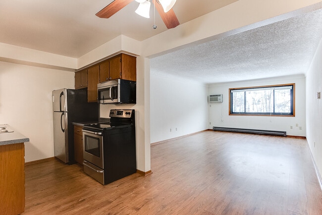 Mark Court Apartments