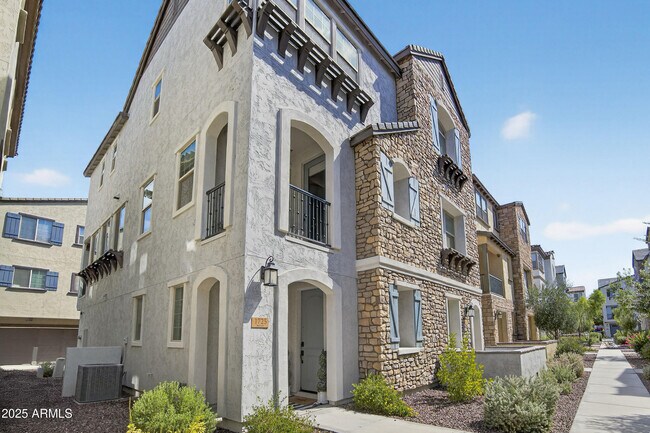 Photo - 1725 E Chelsea Ln