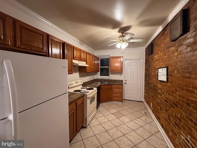 Photo - 1009 W Fayette St