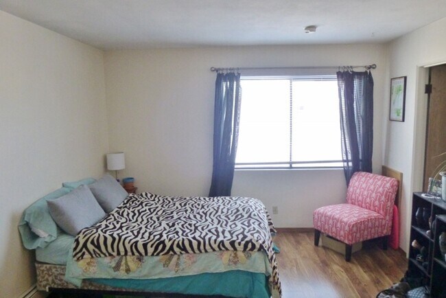 Photo - 22 N Franklin St Unidad C2