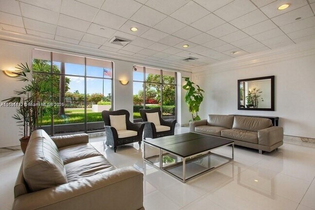 Photo - 5700 Collins Ave Apartment Unit 7B