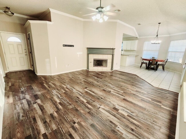 Photo - 9708 Waco Ave