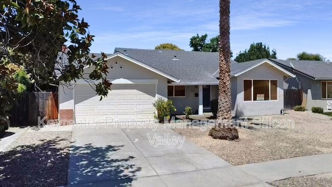 Building Photo - 5835 Halleck Dr Rental
