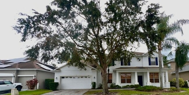 Photo - MOVE IN AUGUST! BEAUTIFUL LARGE/SPACIOUS HOME! NEWER CARPET ON 1ST FLOOR! Great Location! 2 story...