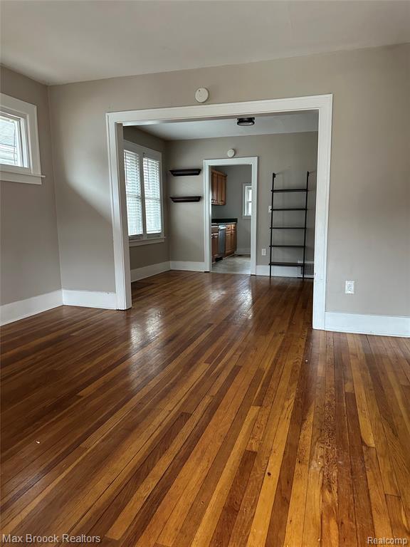 Photo - 264 E Breckenridge St