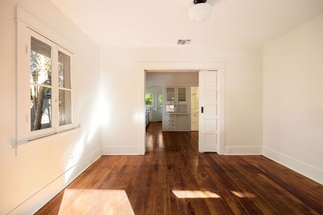 Photo - 1123 W Kensington Rd