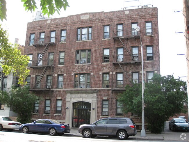 Photo - 1116 Avenue H