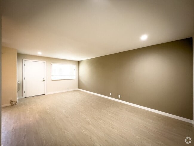 Building Photo - bag373 Unit 208 Rental