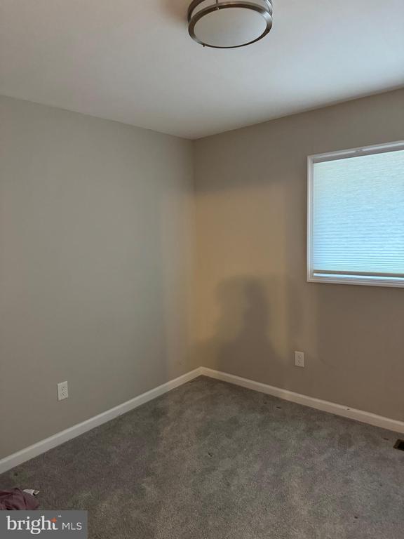 Photo - 933 Golden W Way