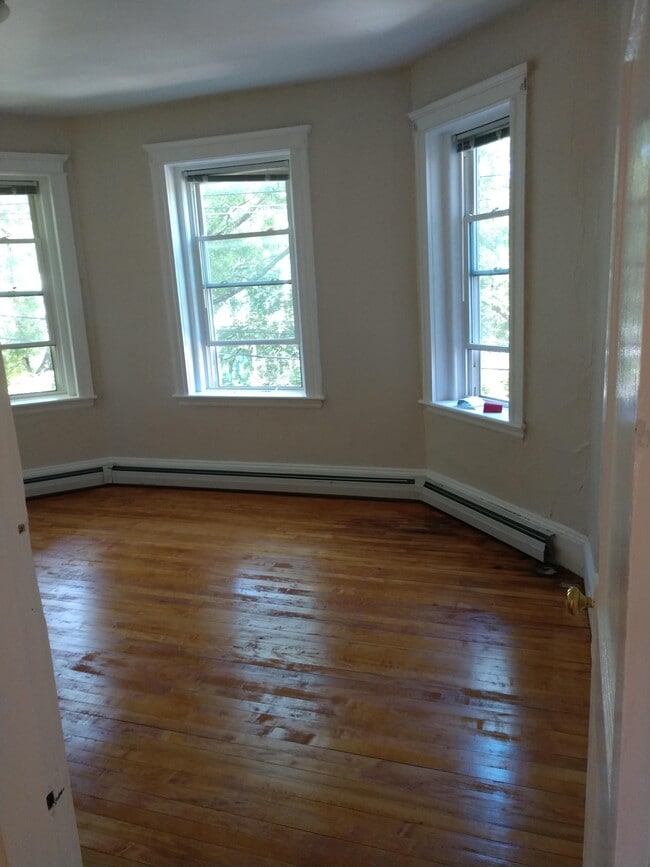 Photo - 280 Brookline St Rental