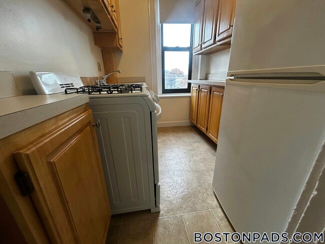 Photo - 1152 Commonwealth Ave Unidad 42