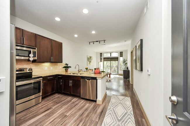 Photo - 3800 Main St