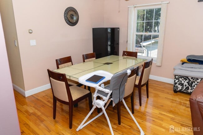 Photo - 13 Harding Ave
