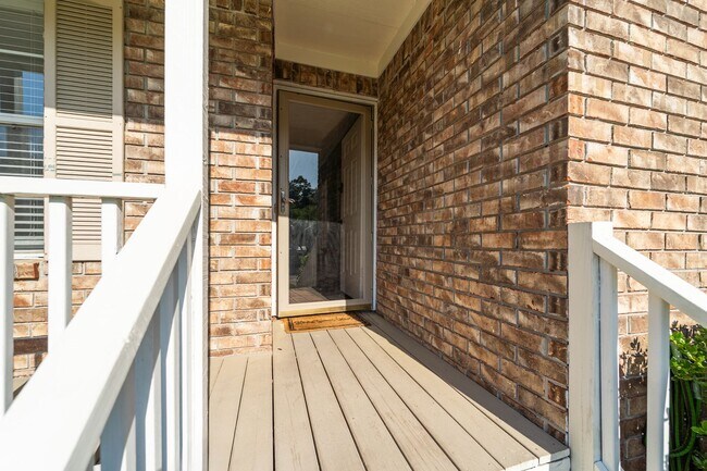 109 Dry Dock Ct
