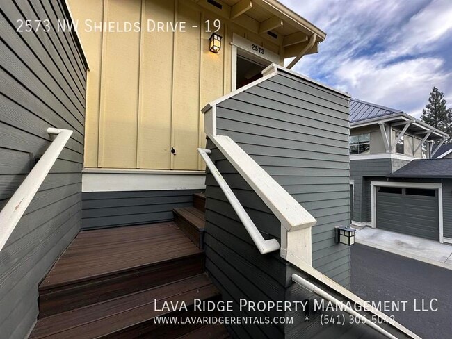 Photo - 2573 NW Shields Dr