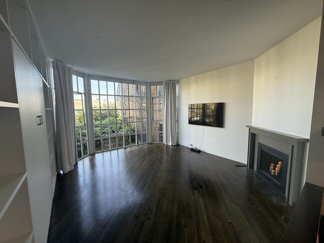 Photo - 1255 California St