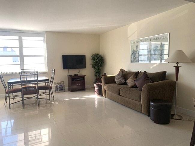 Photo - 100 Lincoln Rd Unit 316