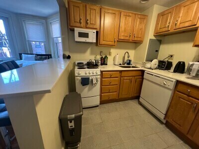 Photo - 203 Commonwealth Ave