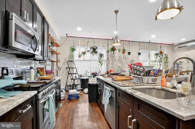 Photo - 946 N 2nd St Unit 5