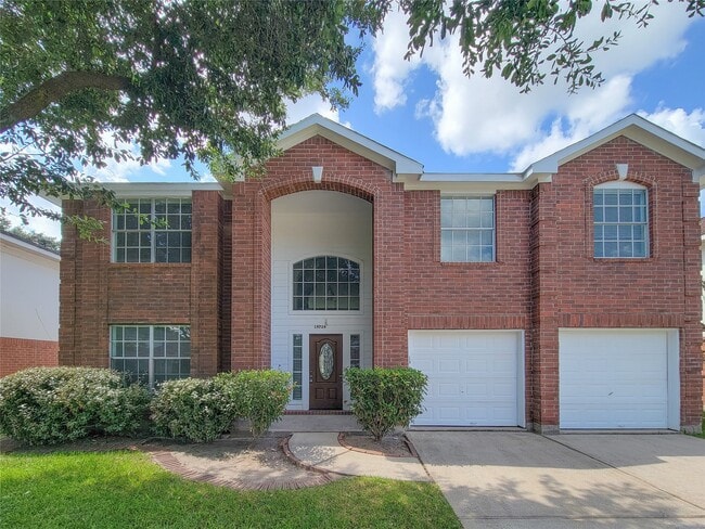 19726 Lindenfield Ct