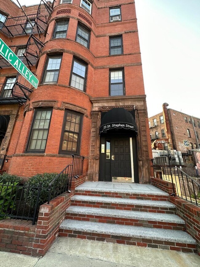 Photo - No Brokers fee! Stunning 2-bedroom, 1-bath...