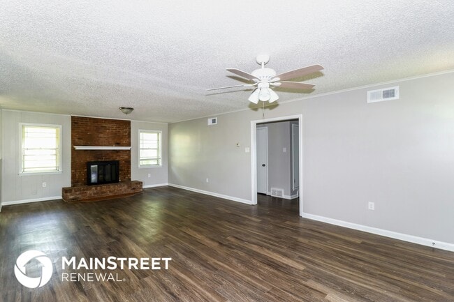 Photo - 3663 Lynchburg St