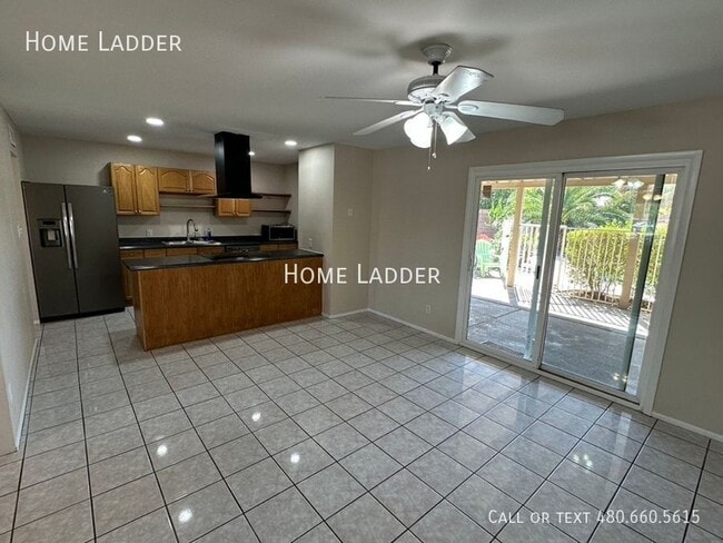 Photo - 1901 E Palmcroft Dr
