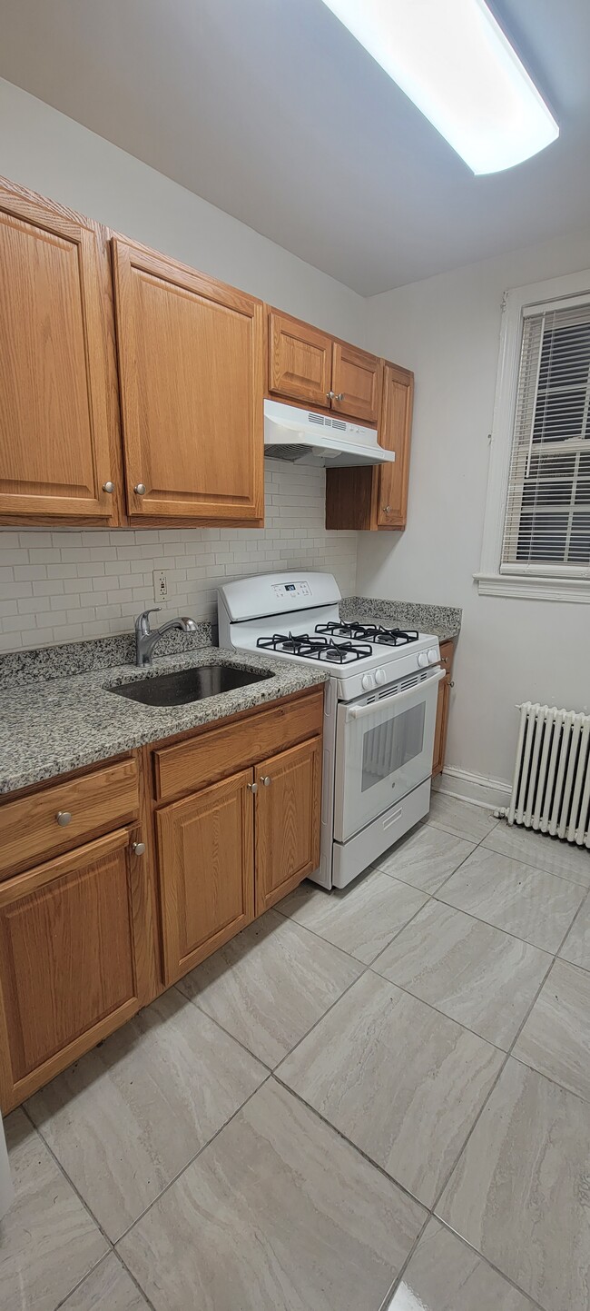 Cocina - 5061 New Hampshire Ave NW Unidad 102
