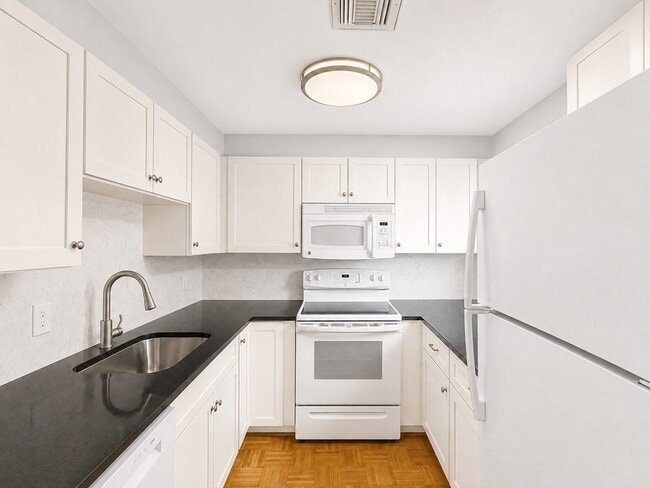 Photo - 170 Gore St Unit 107