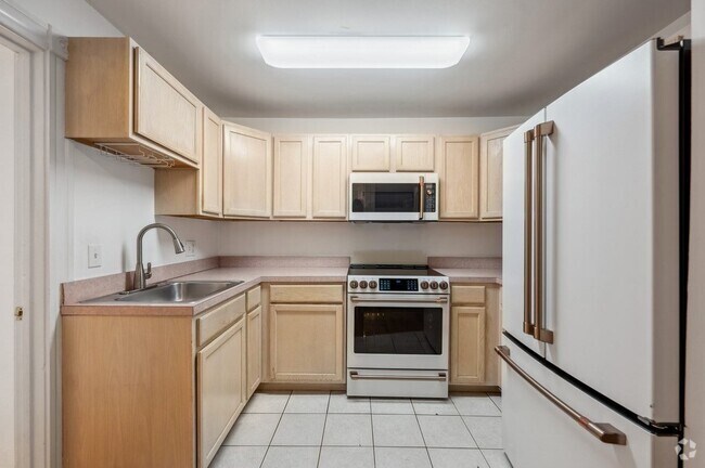 Building Photo - 85 E Brookline St Unit 1 Rental