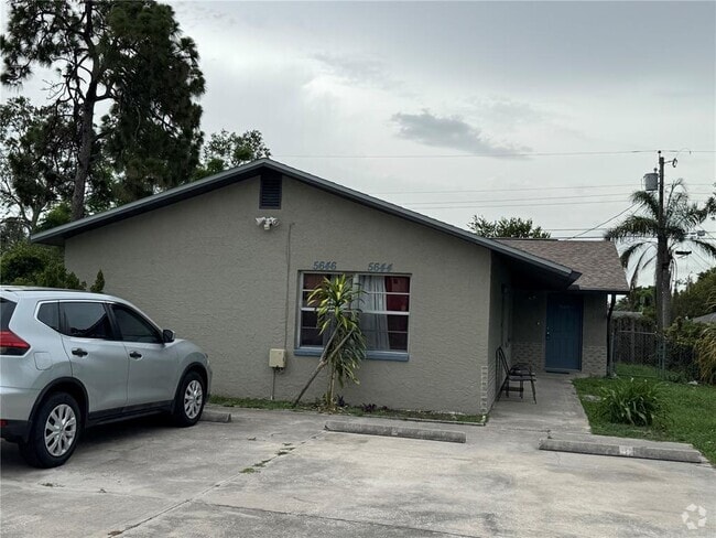 Building Photo - 5644 Silver Spur Dr Rental