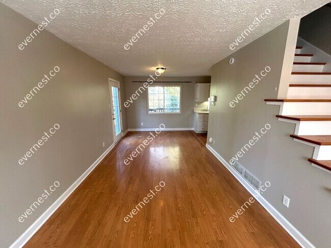 Photo - 2771 Skyland Dr NE