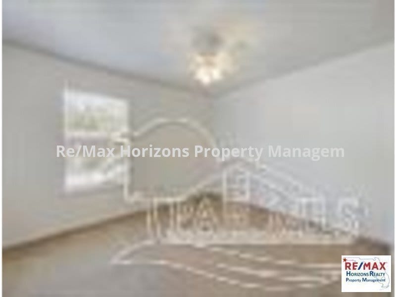 Photo - Fabulous Townhouse!