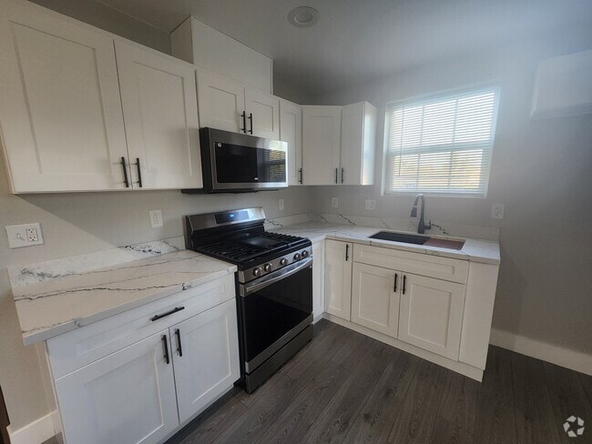 Building Photo - 504 Bryden Way Rental