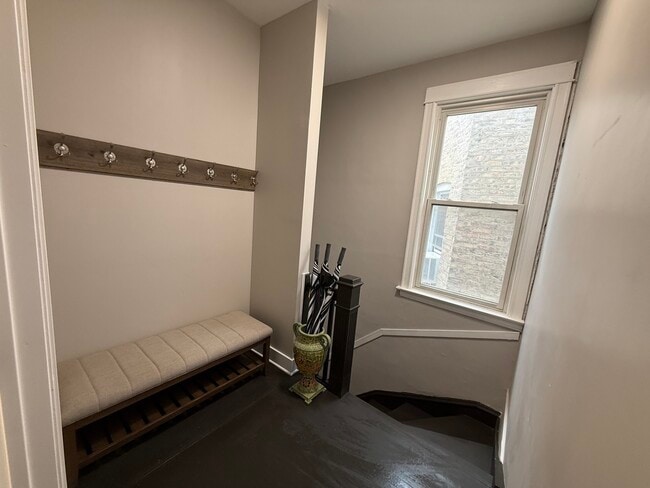 Photo - 3049 N Avers Ave Unit 2