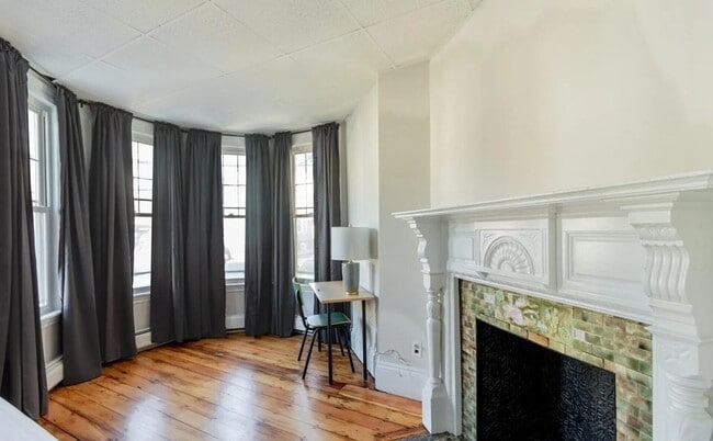 Photo - 31 Falcon St Unit #1